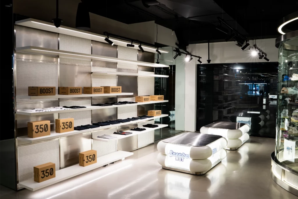 Sneaker Hut