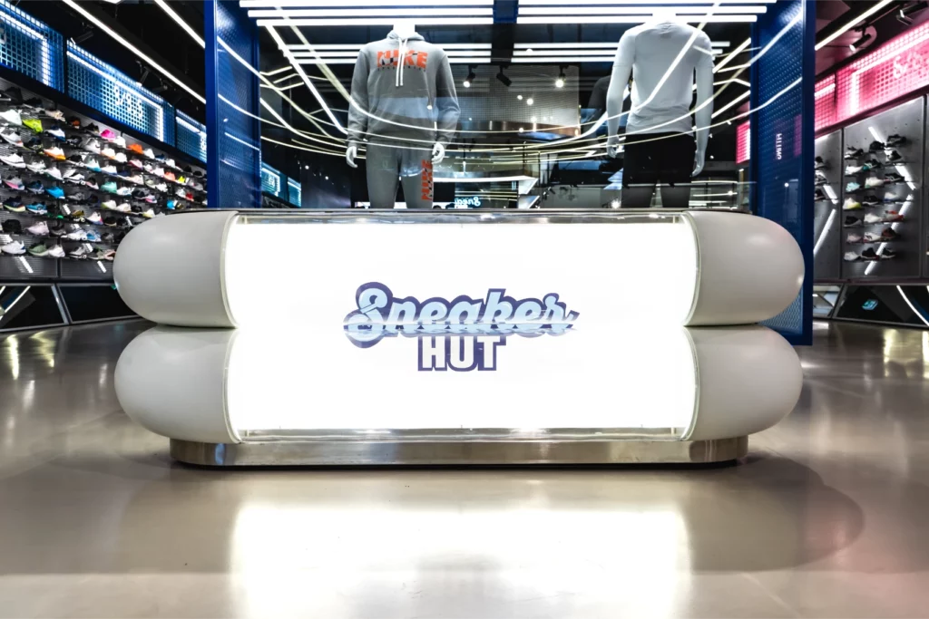 Sneaker Hut